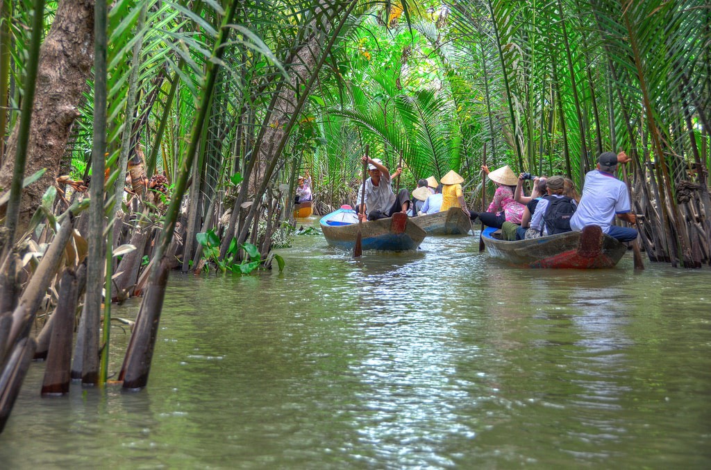 moto boat in mekong